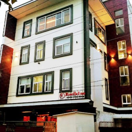 Fabhotel Roselle Inn Lucknow Ngoại thất bức ảnh