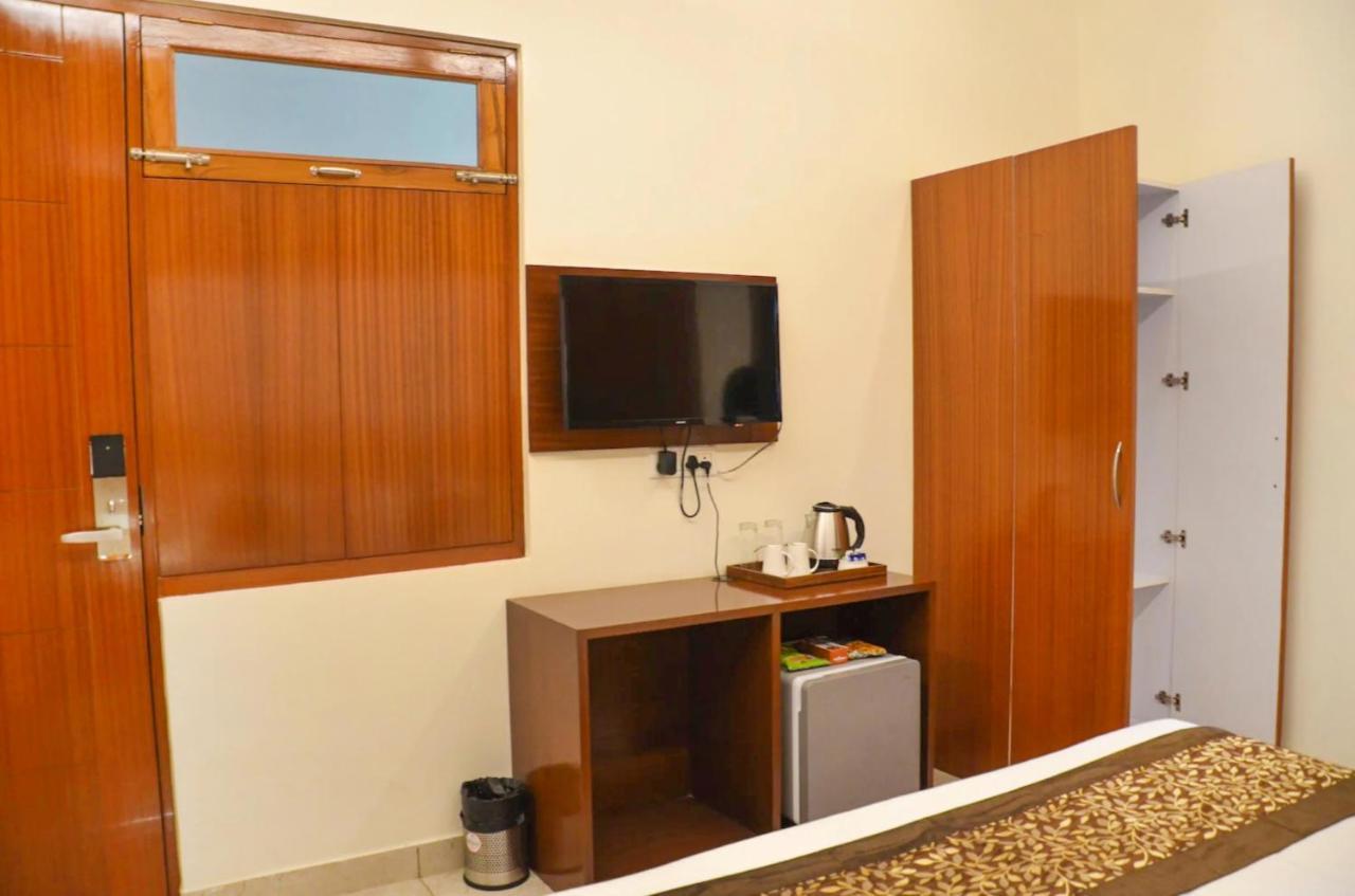Fabhotel Roselle Inn Lucknow Ngoại thất bức ảnh